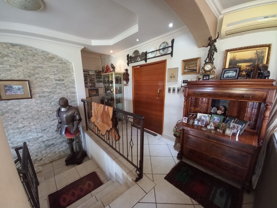 4 Bedroom Property for Sale in Kosmos North West